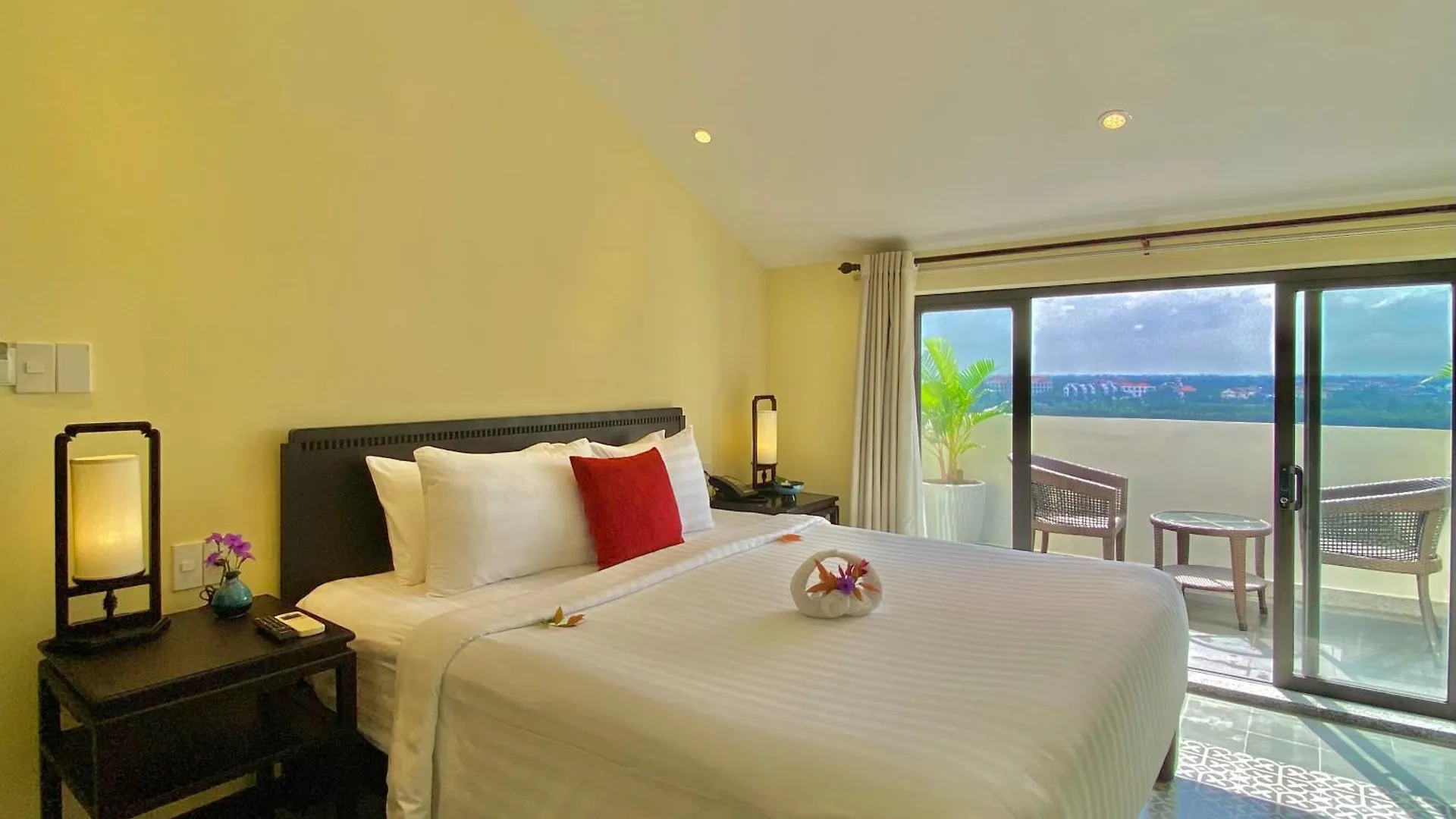 Hotel Wyndham Garden Hoi An Cua Dai Beach