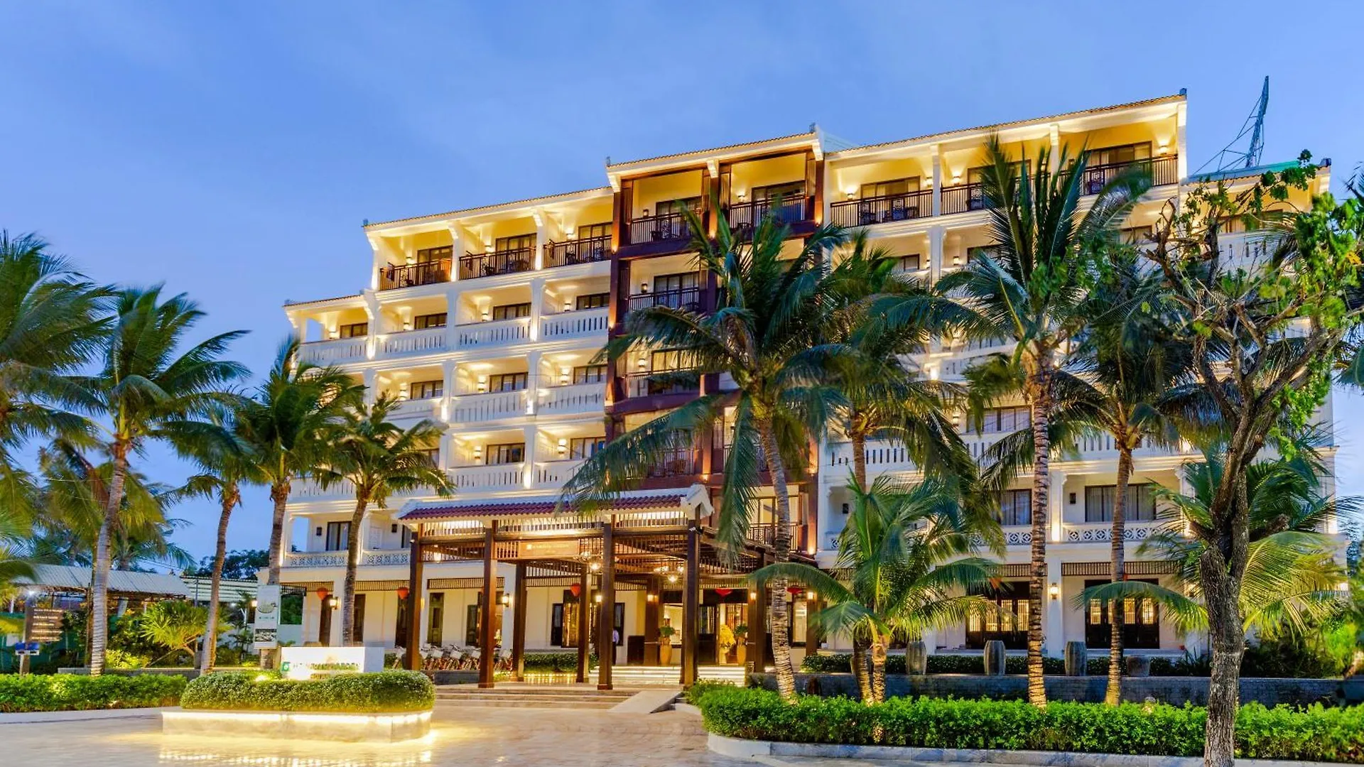 Hotel Wyndham Garden Hoi An Cua Dai Beach