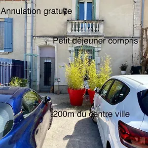 Cote Court Bed & Breakfast LʼIsle-sur-la-Sorgue